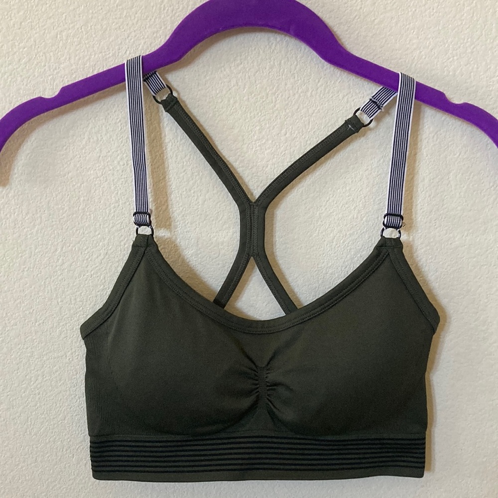 Victoria Secret Sport Military Green Sports Bra Size Small